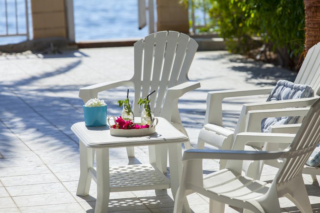 Meneou Beachfront Villa Sunset Perivolia Pokoj fotografie