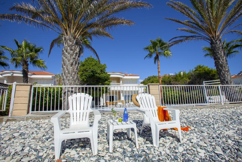 Meneou Beachfront Villa Sunset Perivolia Pokoj fotografie