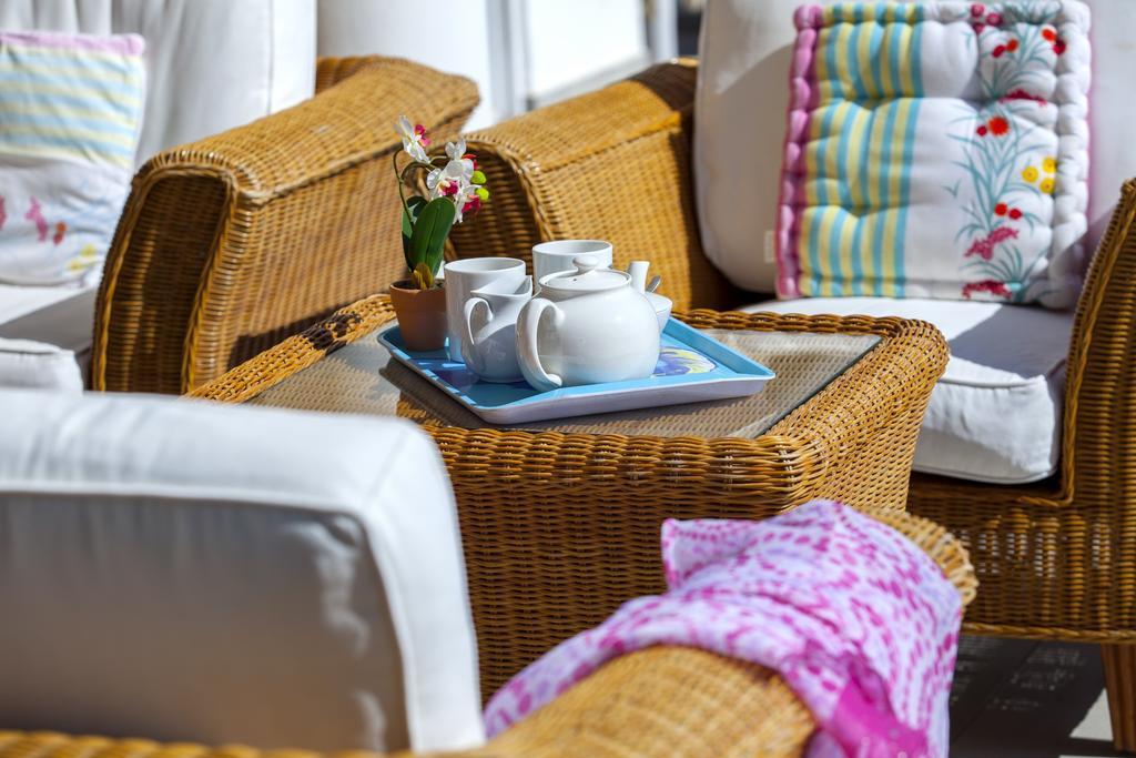 Meneou Beachfront Villa Sunset Perivolia Pokoj fotografie