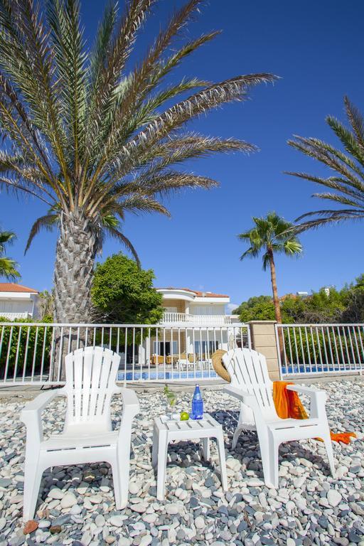 Meneou Beachfront Villa Sunset Perivolia Pokoj fotografie